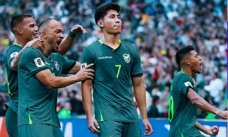 Bolivia dio el primer paso para cumplir su sueño tras vencer de manera sufrida a Surinam por 2-1 en Monterrey